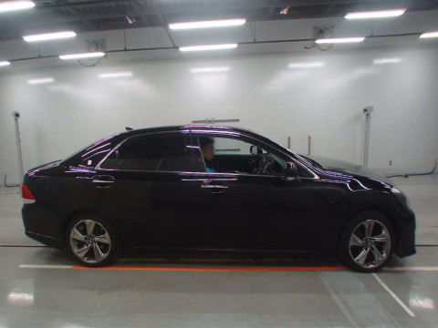 2011 Toyota Crown GRS200[2]