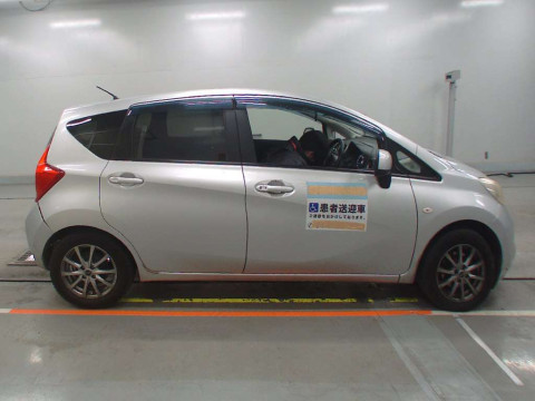 2014 Nissan Note E12[2]