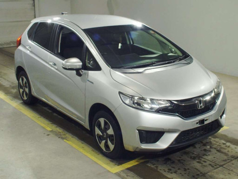 2016 Honda Fit Hybrid GP6[2]