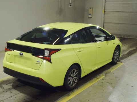 2019 Toyota Prius ZVW55[1]