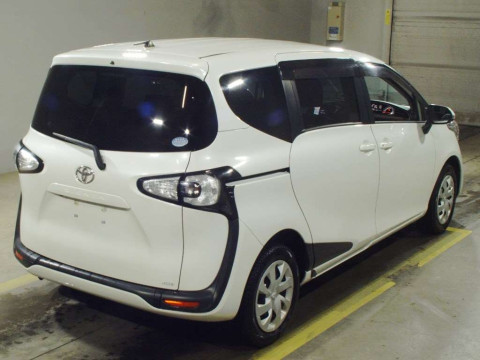 2016 Toyota Sienta NCP175G[1]