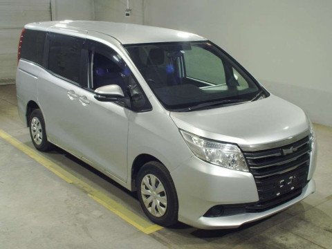 2015 Toyota Noah ZRR85G[2]