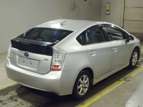 2010 Toyota Prius ZVW30[1]