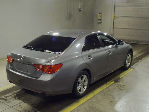 2010 Toyota Mark X GRX135[1]