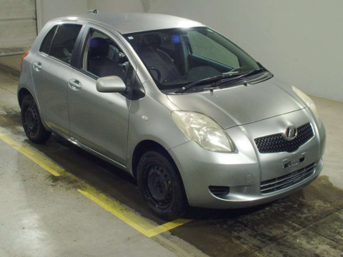 2006 Toyota Vitz NCP95[2]