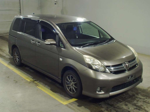 2011 Toyota Isis ZGM15W[2]