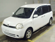 2006 Toyota Sienta