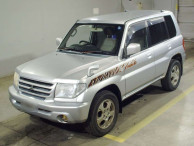 2003 Mitsubishi Pajero iO