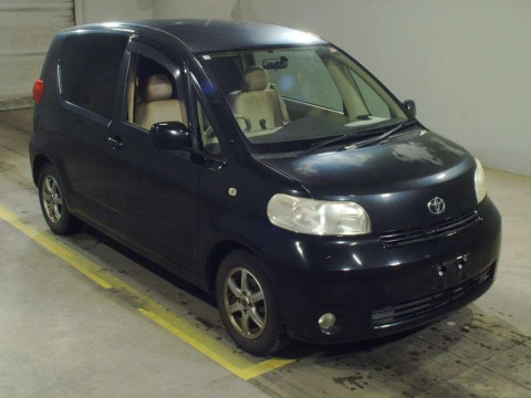 2006 Toyota Porte NNP15[2]