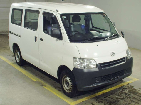 2017 Toyota Liteace Van S412M[2]