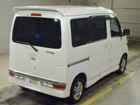 2010 Daihatsu Atrai Wagon S331G[1]