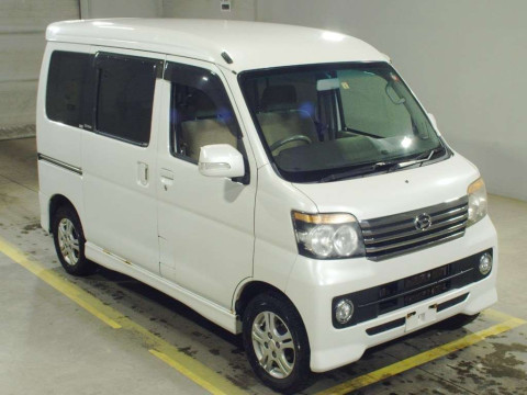 2010 Daihatsu Atrai Wagon S331G[2]