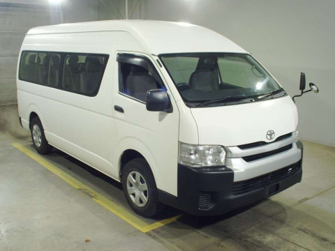 2014 Toyota Hiace Commuter TRH228B[2]