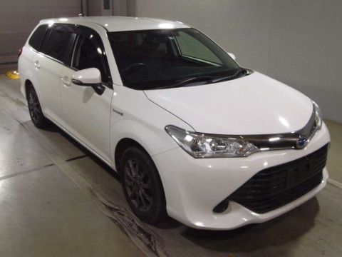 2017 Toyota Corolla Fielder NKE165G[2]