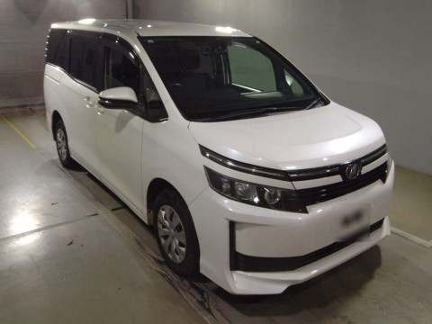 2015 Toyota Voxy ZRR85G[2]