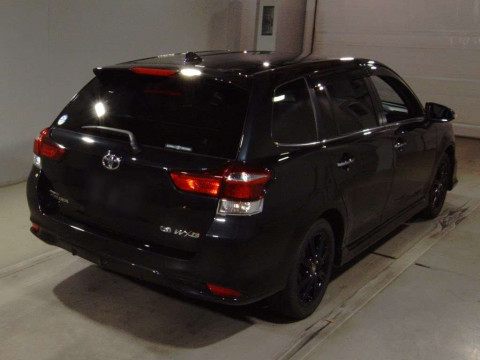 2015 Toyota Corolla Fielder NRE161G[1]