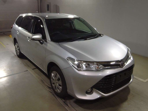 2015 Toyota Corolla Fielder NZE164G[2]