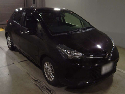 2016 Toyota Vitz NSP130[2]