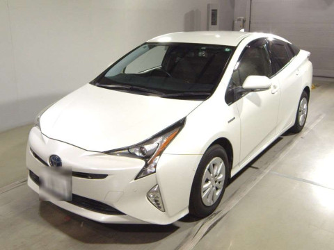 2017 Toyota Prius ZVW55[0]