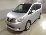 2013 Nissan Serena