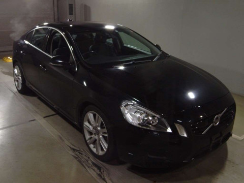 2011 Volvo S60 FB4164T[2]