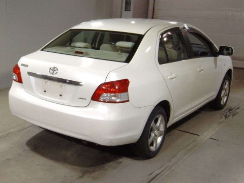 2005 Toyota Belta NCP96[1]