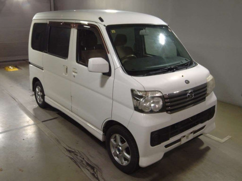 2014 Daihatsu Atrai Wagon S331G[2]