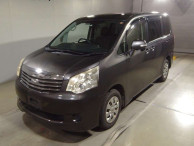 2011 Toyota Noah