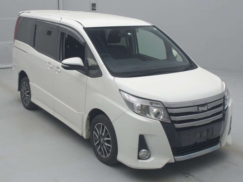 2014 Toyota Noah ZRR85W[2]