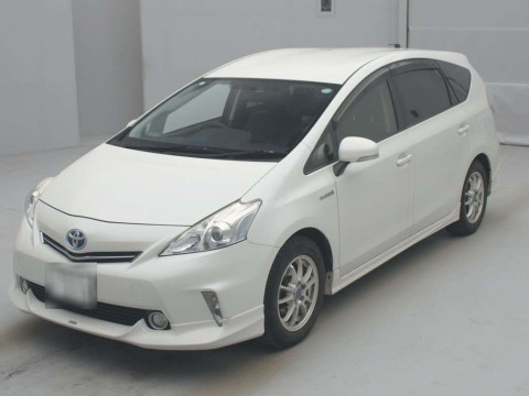 2014 Toyota Prius alpha ZVW41W[0]