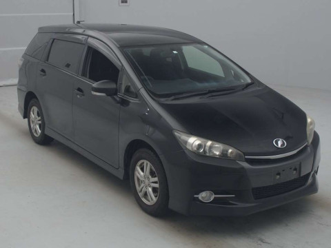 2014 Toyota Wish ZGE25W[2]