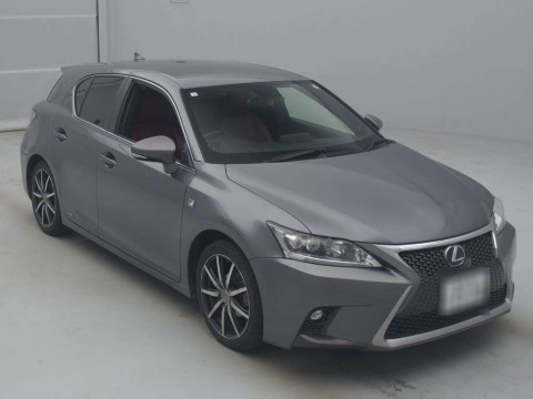 2014 Lexus CT ZWA10[2]