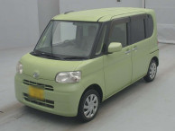 2012 Daihatsu Tanto