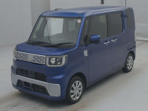 2015 Daihatsu Wake LA700S[0]