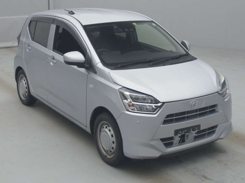 2022 Daihatsu Mira es LA350S[2]