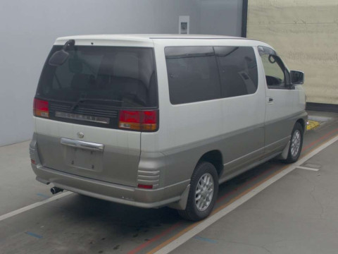 2001 Nissan Elgrand APE50[1]