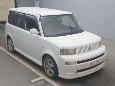 2005 Toyota bB NCP31[2]