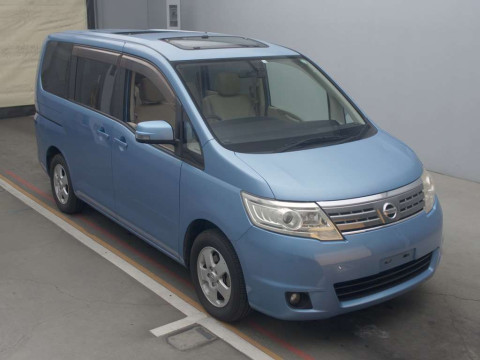 2010 Nissan Serena C25[2]