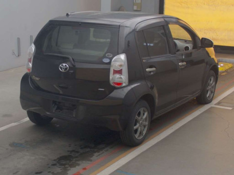 2011 Toyota Passo KGC35[1]