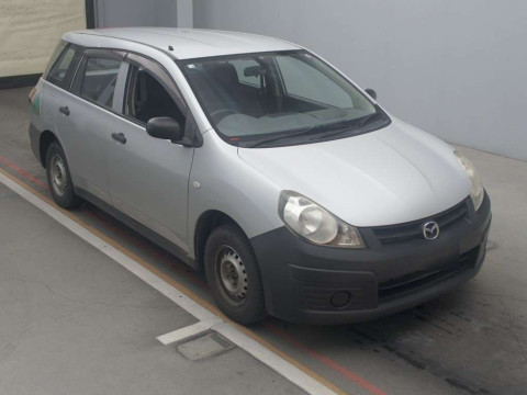 2011 Mazda Familia Van BVY12[2]