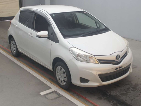 2012 Toyota Vitz NSP135[2]