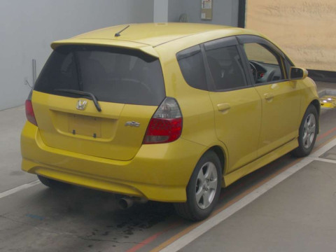 2005 Honda Fit GD3[1]