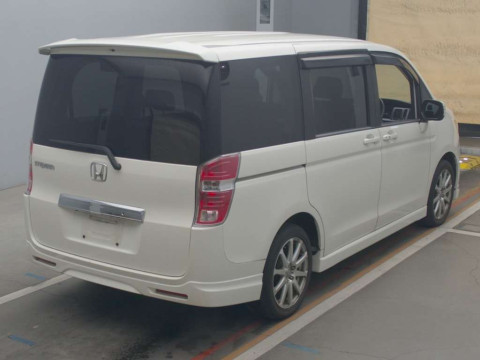 2010 Honda Step WGN RK2[1]