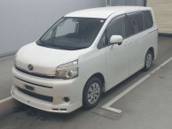 2011 Toyota Voxy