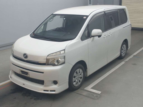 2011 Toyota Voxy ZRR70G[0]