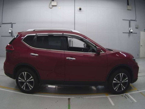 2019 Nissan X-Trail NT32[2]