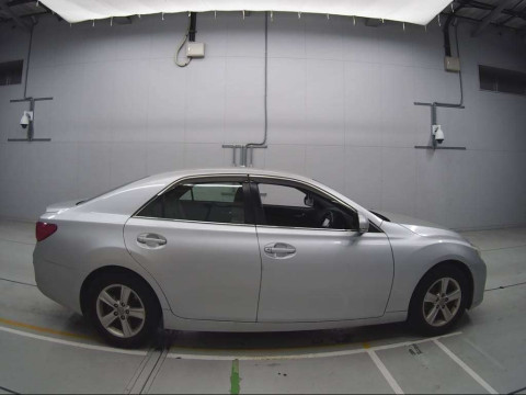 2010 Toyota Mark X GRX130[2]