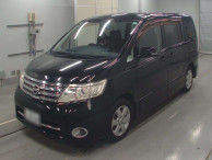 2009 Nissan Serena