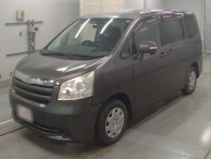 2007 Toyota Noah