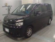 2013 Toyota Voxy